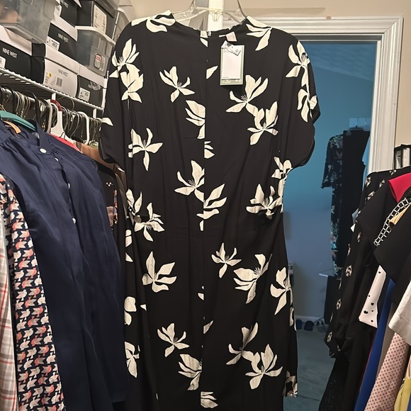 Zara Black & White Dress - Picture 3 of 4